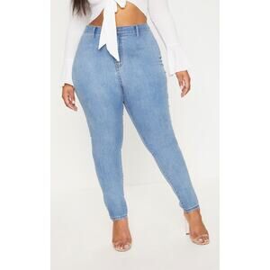 PRETTYLITTLETHING PLUS Light Wash Hi Waist Skinny Jeans Sz 20